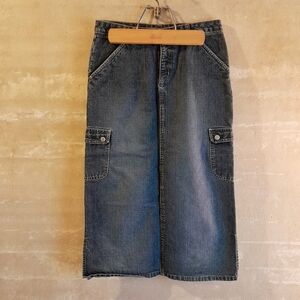 462a. blue vintage Old Navy cotton denim 90s 2000s y2k cargo midi skirt 12 youth